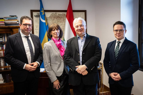 621835774 1423629385800842 5171106516872897052 n.jpg?stp=dst jpg p180x540 tt6& nc cat=104&ccb=1 7& n.jpg