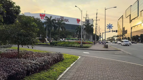 INSIDE Manila Bay City – LAS VEGAS of the Philippines 🇵🇭 Home to MASSIVE CASINOS & SHOPPING MALLS! 1.jpg