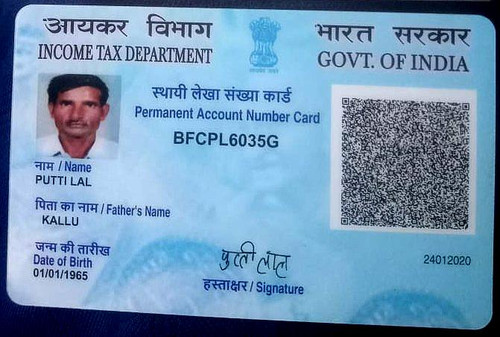 PAN CARD FRONT PUTTI LAL.jpg