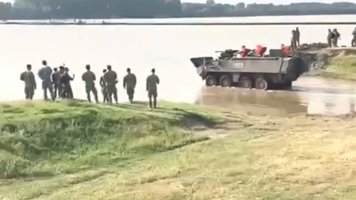 cLmr7zs UgRLapGH.jpg