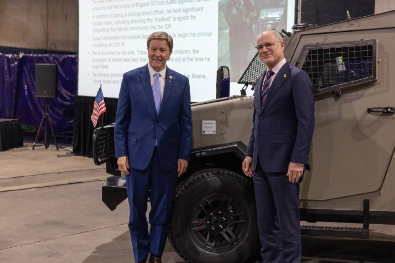 وزارة الحرب الأمريكية تنظم احتفالًا رسميًا في “إسرائيل” بمناسبة تسليم الجيش الإسرائيلي المركبة العسكرية رقم 1000 من طراز “داود”، وهي من إنتاج شركة MDT...