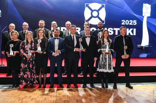 G p5n rWIAA48FY?format=jpg.jpg