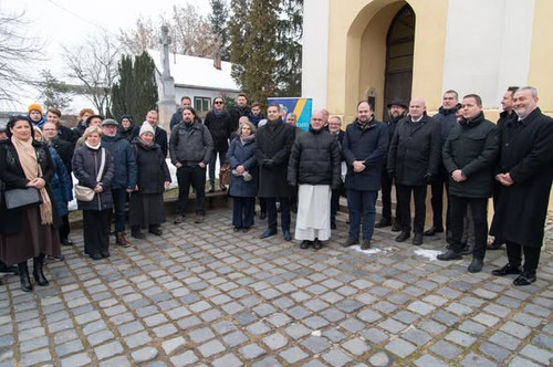 622872992 1326745012593187 9054764280593356522 n.jpg?stp=dst jpg s590x590 tt6& nc cat=109&ccb=1 7& n.jpg