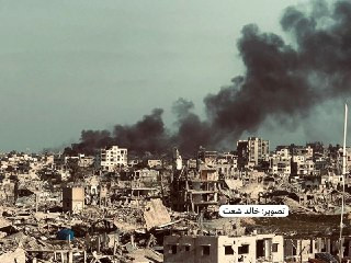 نشوب حرائق في منازل شرق مدينة خان يونس نتيجة قصف مدفعية الاحتلال....