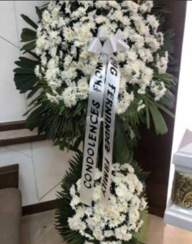 Thoughtful Funeral Flowers in the Philippines 🌸.jpg