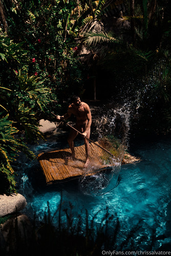 216279344 Water splashing ﱖ� Something's flyin.... ﰾ�ﱁ� TGIF loves!!! We .. 03 3840x5758 5a1f1ace0f8.jpg