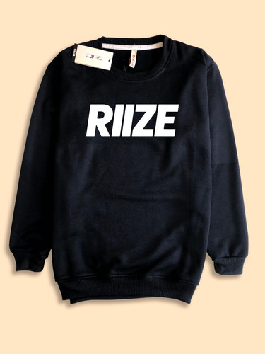 05 Sweater Black.jpg