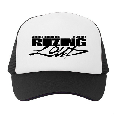 07 Trucker Hat Black White.jpg