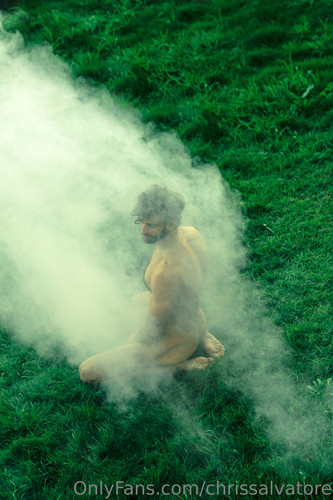 556261601 One with nature. ﲋ� 01 3840x5760 470f934ed34f7cd7f4e471ad688b35b1.jpg