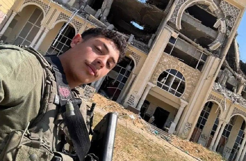 قدمت مؤسسة هند رجب شكوى جنائية في جمهورية التشيك ضد جندي إسرائيلي يُدعى "هغاي مونسونيغو"، متهمة إياه بارتكاب جرائم حرب وإبادة جماعية في غزة. تتضمن الأ...