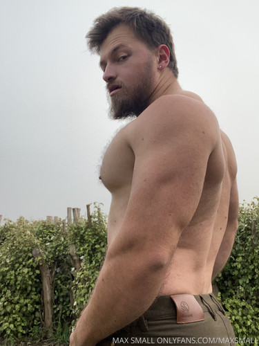 2021 06 09 so many muscles to grab onto and squeeze where do you grab.jpg