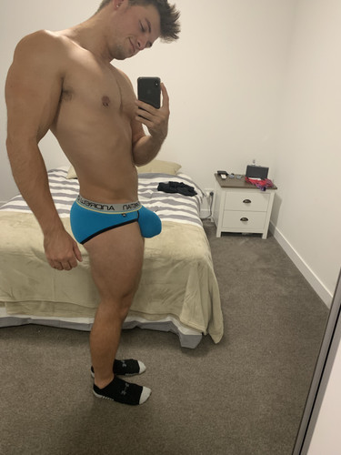 2018 12 30 side view of my big bulging cock.jpg