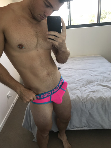 2018 07 16 hairy all over just how you guys like it 1.jpg