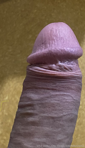 2021 01 29 needs something warm and soft wrapped around that uncut dick 2.jpg