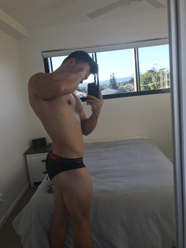 2018 06 18 time for the gym love working out when im horny af.jpg