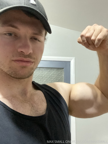 2020 10 09 you like daddys big arms 1.jpg