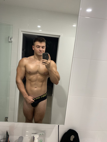 2018 11 12 sweatyyy.jpg
