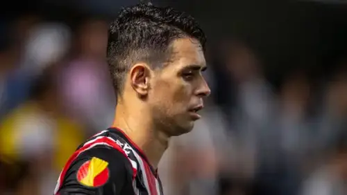 Oscar em xeque: São Paulo enfrenta impasse em rescisão enquanto aposentadoria é discutida nos bastidores