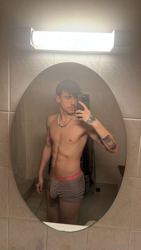 829cd3d625264fa1c8bef5f6c99c63fb65cb37140941482b8576435cb98584c4.jpg