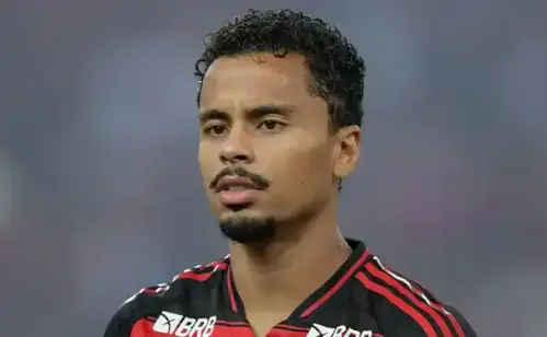 Mais reforços? São Paulo anuncia novos reforços e ainda tenta contratação de volante do Flamengo