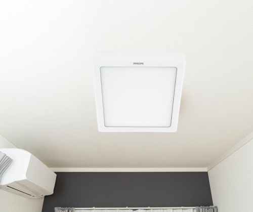 den led op noi vuong philips eridani sq surface led22 l300 24w 840 l302x34mm 2200lm 4000K (1).png