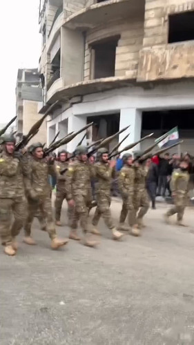 LsiE FZVqD4 dUgl.jpg