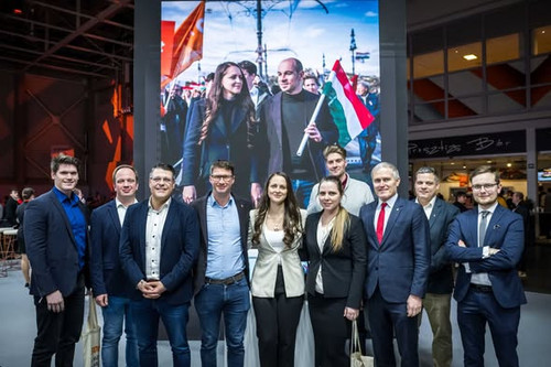 615031191 1423762945991428 9204671438307628593 n.jpg?stp=dst jpg s590x590 tt6& nc cat=101&ccb=1 7& n.jpg