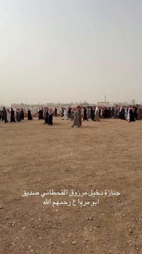 2yeeZtWIFCUymM4Y.jpg