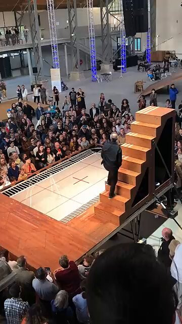 IJBaffTe Cy71snx.jpg