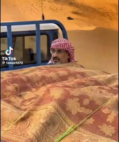 NItmvUaPojDZgiHr.jpg