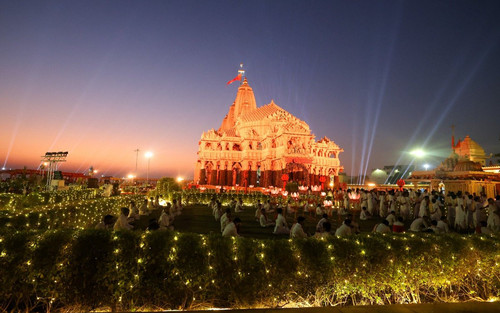 G UN4QFa8AAKrq3?format=jpg.jpg