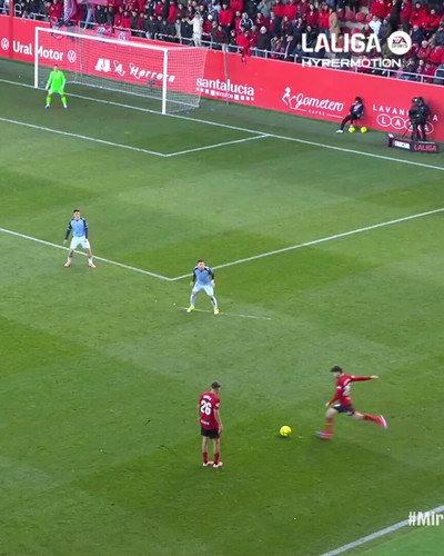 ejDR QWM4hfsPcyU.jpg