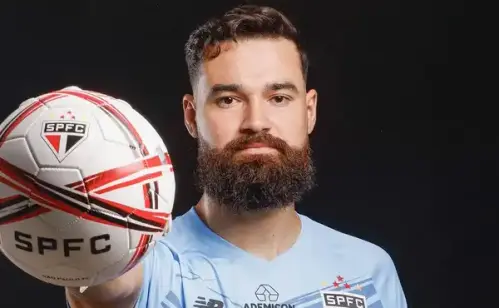 Coronel chama acerto com o São Paulo de "escolha fácil" e foca na Copa do Mundo após troca de rota