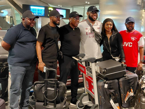 G O9sbjXMAA2MDa?format=jpg.jpg