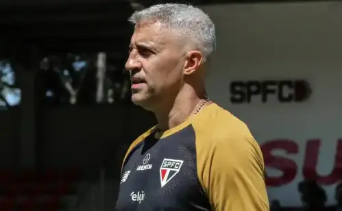 Crespo aposta em ataque potente no São Paulo: trio avança em estreia emocionada no Morumbi
