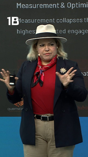 cdoG0RUAqwUlKy o.jpg