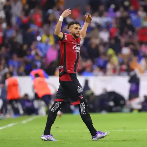 Matheus Dória em pauta: São Paulo tenta acerto para reforçar seu setor defensivo