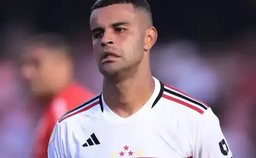 Corinthians apresenta três opções por Alisson, enquanto São Paulo surpreende e escolhe Héctor Hernández