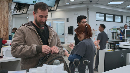 The.Pitt.S02E01.700.A.M.1080p.AMZN.WEB DL.CZ SK EN.DD+5.1.H.264 NTb.mkv 20260109 125723.290