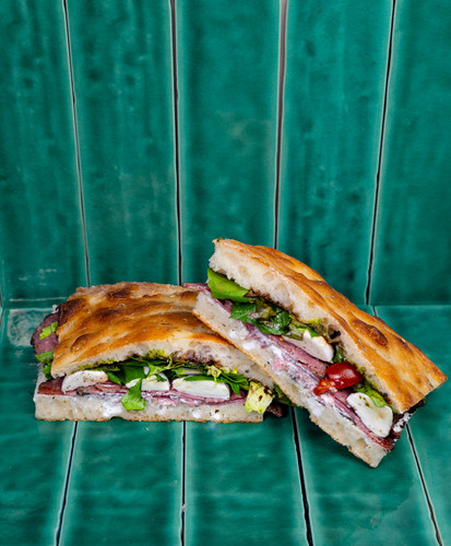 Focaccia Bresaola.jpg