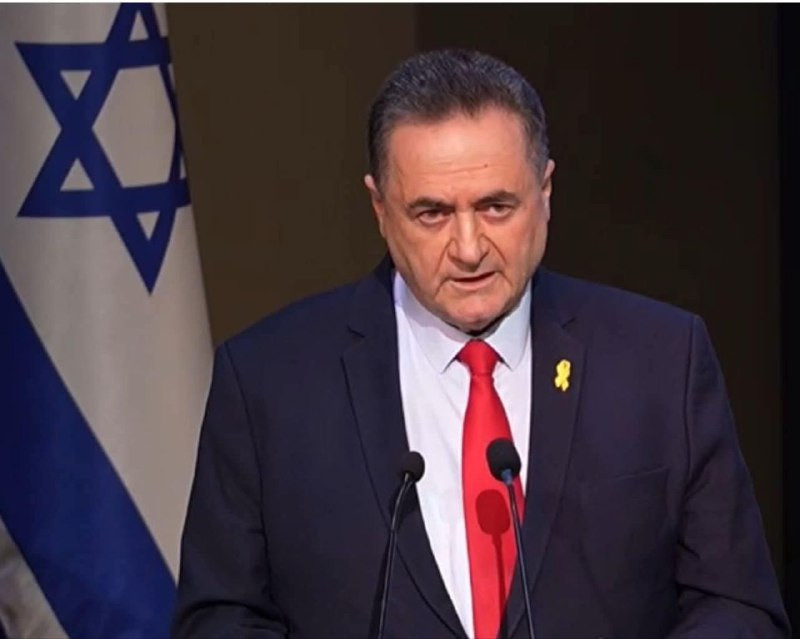 وزير الجيش الإسرائيلي يسرائيل كاتس: إسرائيل تضمن سلامة وأمن الدروز في سوريا ولن تسمح بالمساس بهم. سياستنا الأمنية الجديدة تعتمد على أن يفصل الجيش بين ...