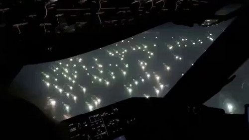 LX DM7HNj2CkkU U.jpg