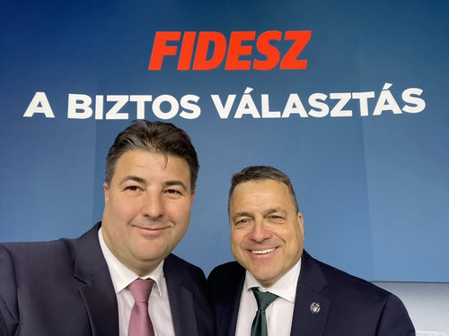 614981466 1396685461921249 4097022400248426254 n.jpg?stp=cp6 dst jpg s720x720 tt6& nc cat=105&ccb=1 .jpg