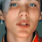 ezgif.com crop (70).gif