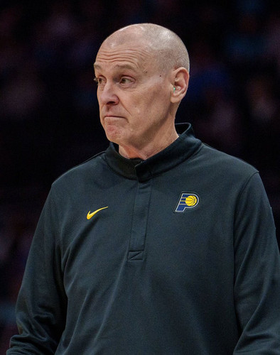 G O 8ObWQAM Q8w.jpg