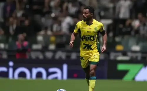 Danielzinho nega influência de Reinaldo, revela segredos da transferência para o São Paulo