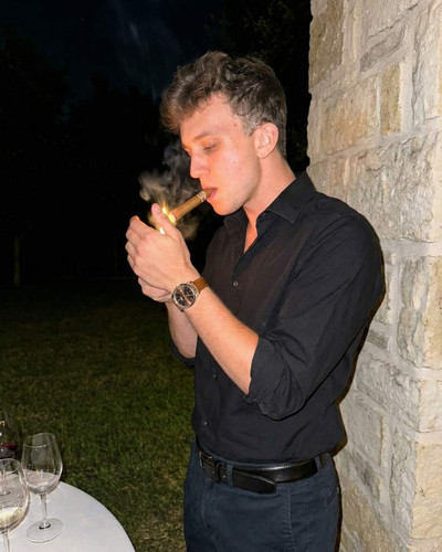 NIGHT CIGAR.jpg