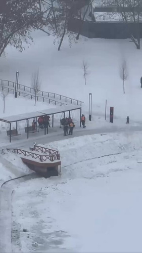 r3X dl4ebMtJCNhS.jpg