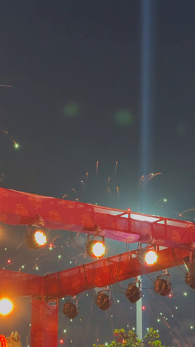 4UI 0OPXpMI3V3s2.jpg