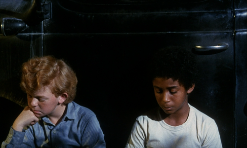 cap The.Biscuit.Eater.1972.1080p.AMZN.WEB DL.DDP2.0.H.264 ETHiCS 00 52 45 04.png